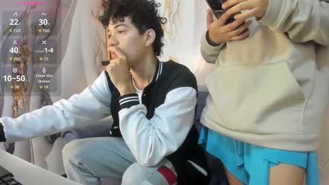 Mia and Max online show from February 28, 2026, 12:06 pm