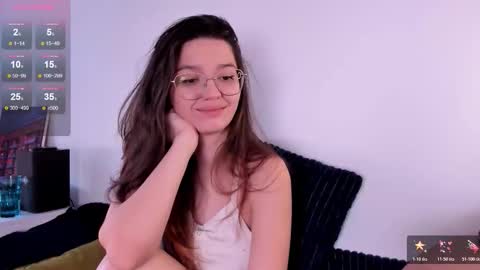 mia online show from February 15, 2026, 7:51 am