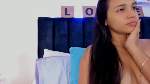 Snapshot of miabrunette23 chatting on January 12, 2025, 10:02 am MIA online show from January 12, 2025, 10:02 am