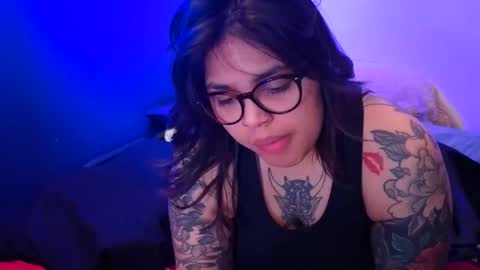 Snapshot of miacanela_xo chatting on May 27, 2026, 2:41 am Mia online show from May 27, 2026, 2:41 am