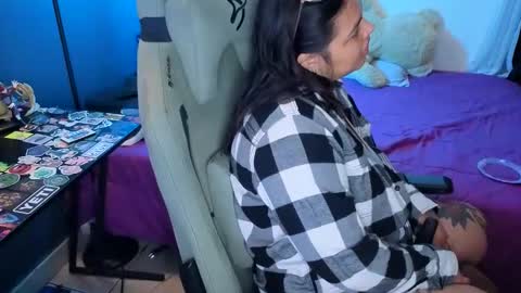 Snapshot of miacanela_xo chatting on June 8, 2026, 3:51 am Mia online show from June 8, 2026, 3:51 am