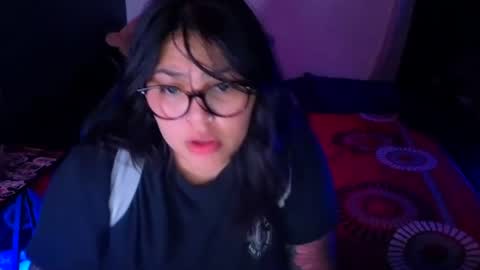 Snapshot of miacanela_xo chatting on June 24, 2026, 3:27 am Mia online show from June 24, 2026, 3:27 am