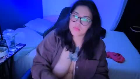 Snapshot of miacanela_xo chatting on July 16, 2026, 1:55 am Mia online show from July 16, 2026, 1:55 am