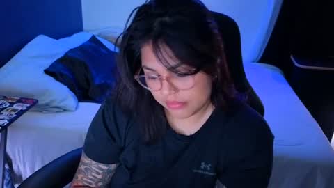 Snapshot of miacanela_xo chatting on July 17, 2026, 1:45 am Mia online show from July 17, 2026, 1:45 am