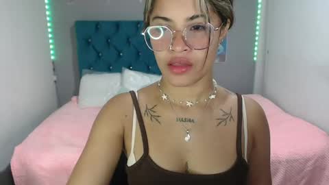 Snapshot of miacumgirl chatting on May 28, 2026, 12:13 pm miacumgirl online show from May 28, 2026, 12:13 pm