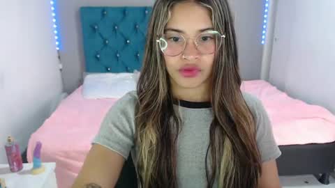 miacumgirl online show from July 1, 2026, 2:40 pm