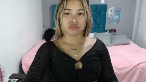 miacumgirl online show from July 31, 2026, 12:26 pm