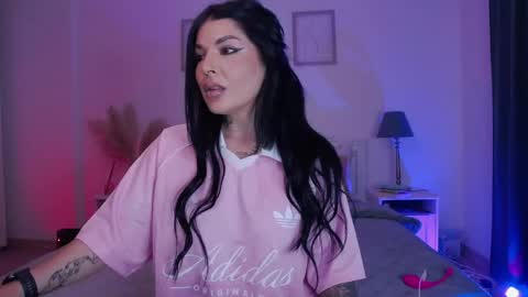 Snapshot of miacute4u chatting on May 5, 2026, 6:05 pm miacute4u online show from May 5, 2026, 6:05 pm