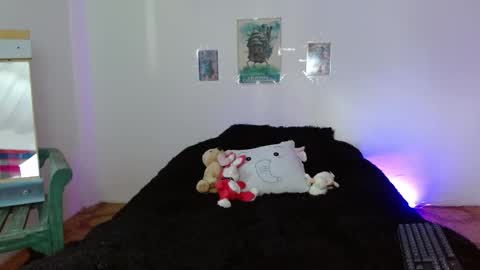 Snapshot of miadavisxx chatting on March 21, 2026, 8:01 pm Mia david online show from March 21, 2026, 8:01 pm