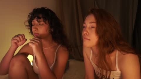 Snapshot of miafleur chatting on November 22, 2025, 7:35 pm Mia online show from November 22, 2025, 7:35 pm