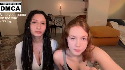 Snapshot of miafleur chatting on April 1, 2026, 10:51 pm Mia online show from April 1, 2026, 10:51 pm