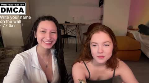 Snapshot of miafleur chatting on April 5, 2026, 11:13 pm Mia online show from April 5, 2026, 11:13 pm