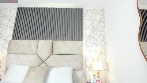 Snapshot of miagomezx chatting on October 9, 2025, 9:46 pm miagomezx online show from October 9, 2025, 9:46 pm