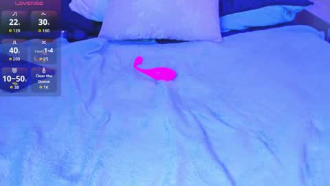 miagomezx online show from May 4, 2026, 10:06 pm
