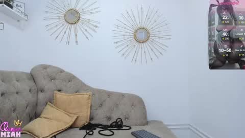 Miah Collins online show from April 30, 2026, 8:57 pm