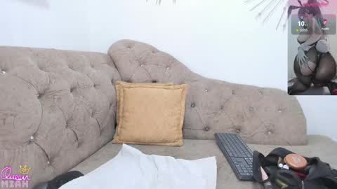 Snapshot of miah_bigboobs chatting on May 28, 2026, 6:49 pm Miah Collins online show from May 28, 2026, 6:49 pm