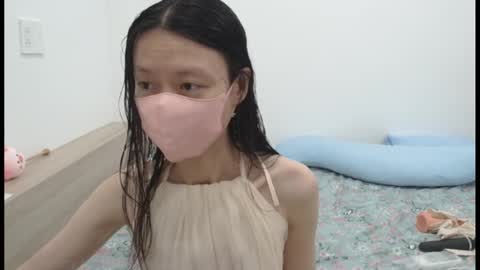 miahchan68 online show from October 15, 2025, 9:15 pm