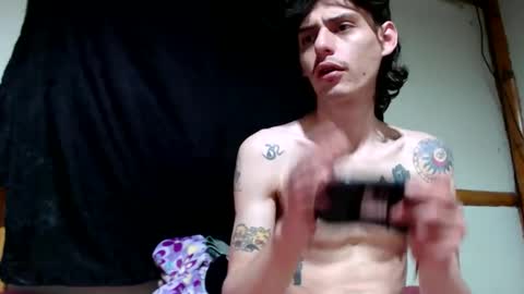Mia  Sam online show from May 7, 2026, 6:13 pm