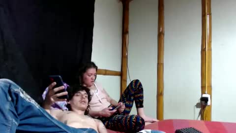 Mia  Sam online show from May 22, 2026, 6:24 pm