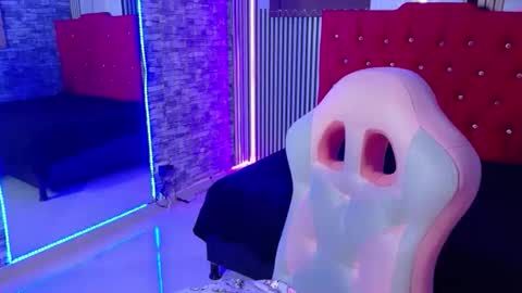 MIA VELEZ online show from February 3, 2026, 4:54 am