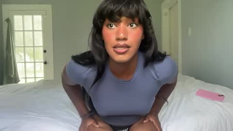 Snapshot of miahkaela chatting on June 21, 2026, 2:41 pm Miahkaela online show from June 21, 2026, 2:41 pm