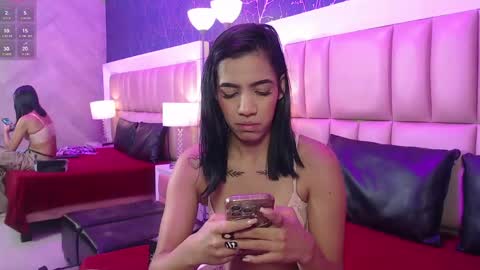 Snapshot of miakarsson chatting on May 11, 2026, 11:49 am Mia online show from May 11, 2026, 11:49 am