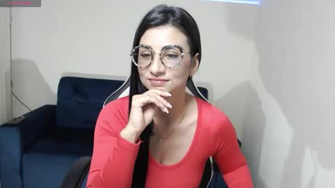 Alejandra khalifa online show from March 5, 2026, 2:40 am