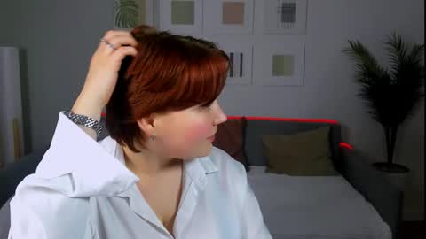 Snapshot of mialacrice chatting on May 30, 2026, 7:22 pm mialacrice online show from May 30, 2026, 7:22 pm
