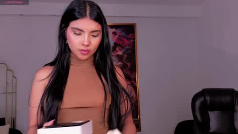 Call me Mia  online show from May 20, 2026, 6:47 pm