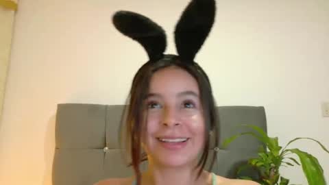 Snapshot of miamackleyn_ chatting on September 16, 2025, 12:28 pm MIA online show from September 16, 2025, 12:28 pm