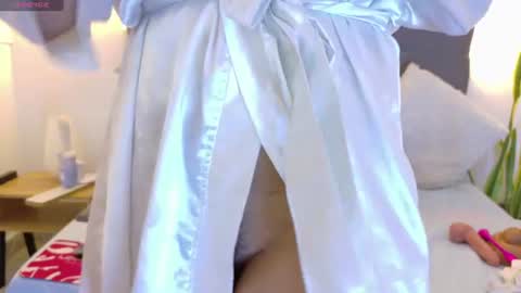 Snapshot of miamackleyn_ chatting on July 28, 2026, 3:21 pm MIA online show from July 28, 2026, 3:21 pm