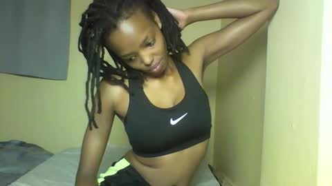 Muffin online show from February 2, 2026, 12:31 am