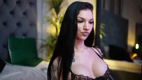 Snapshot of miamicoffee chatting on October 25, 2025, 6:02 pm Miami online show from October 25, 2025, 6:02 pm