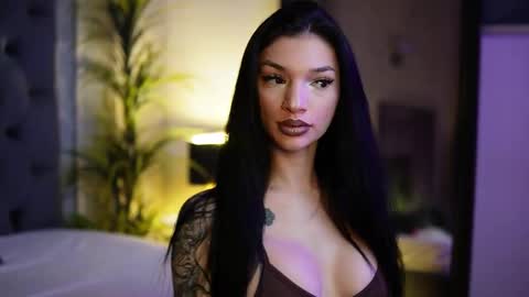 Snapshot of miamicoffee chatting on November 23, 2025, 7:13 pm Miami online show from November 23, 2025, 7:13 pm