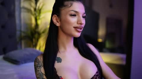 Snapshot of miamicoffee chatting on December 5, 2025, 5:31 pm Miami online show from December 5, 2025, 5:31 pm