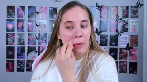 Snapshot of miamilas chatting on February 11, 2025, 9:31 am miamilas online show from February 11, 2025, 9:31 am