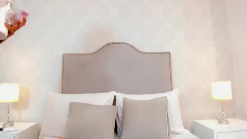 Snapshot of miamillers1 chatting on November 10, 2025, 11:31 am miamillers1 online show from November 10, 2025, 11:31 am