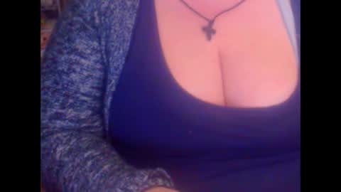 Snapshot of miamimistress chatting on March 5, 2025, 9:15 pm maya online show from March 5, 2025, 9:15 pm