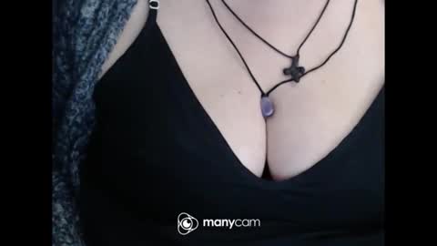 Snapshot of miamimistress chatting on May 6, 2026, 7:08 pm maya online show from May 6, 2026, 7:08 pm