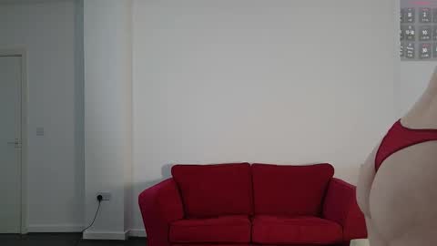 Snapshot of miamoon123 chatting on November 14, 2025, 2:49 pm miamoon123 online show from November 14, 2025, 2:49 pm