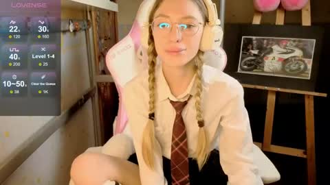 Snapshot of miamooonn chatting on May 28, 2026, 3:20 pm MiaMoon online show from May 28, 2026, 3:20 pm