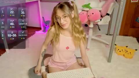 Snapshot of miamooonn chatting on June 14, 2026, 10:06 am MiaMoon online show from June 14, 2026, 10:06 am