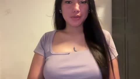 Snapshot of miamore_avida chatting on July 19, 2026, 12:47 am miamore_avida online show from July 19, 2026, 12:47 am