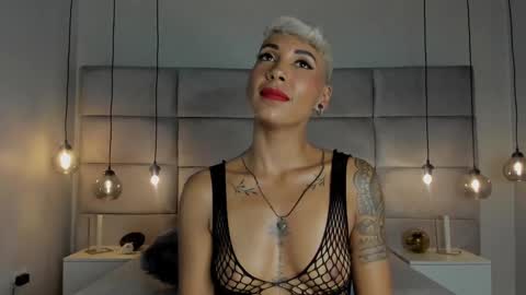 Mia Morgann online show from February 3, 2025, 6:07 pm