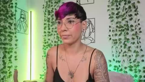 Snapshot of miamorgann chatting on May 21, 2026, 2:02 pm Mia Morgann online show from May 21, 2026, 2:02 pm