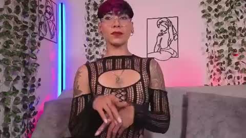 Mia Morgann online show from June 30, 2026, 3:02 pm