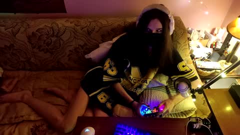 Kristien online show from February 8, 2025, 9:57 pm