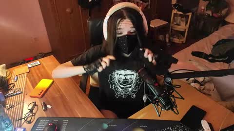 Kristien online show from September 25, 2025, 6:22 pm