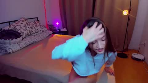 Snapshot of miapaw chatting on February 3, 2025, 9:50 pm Mia online show from February 3, 2025, 9:50 pm