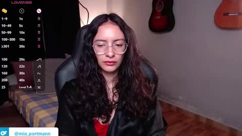 MIAPORTMANN online show from January 12, 2026, 9:03 am